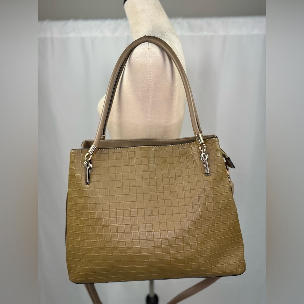 Beautiful Faux Leather Large Satchel